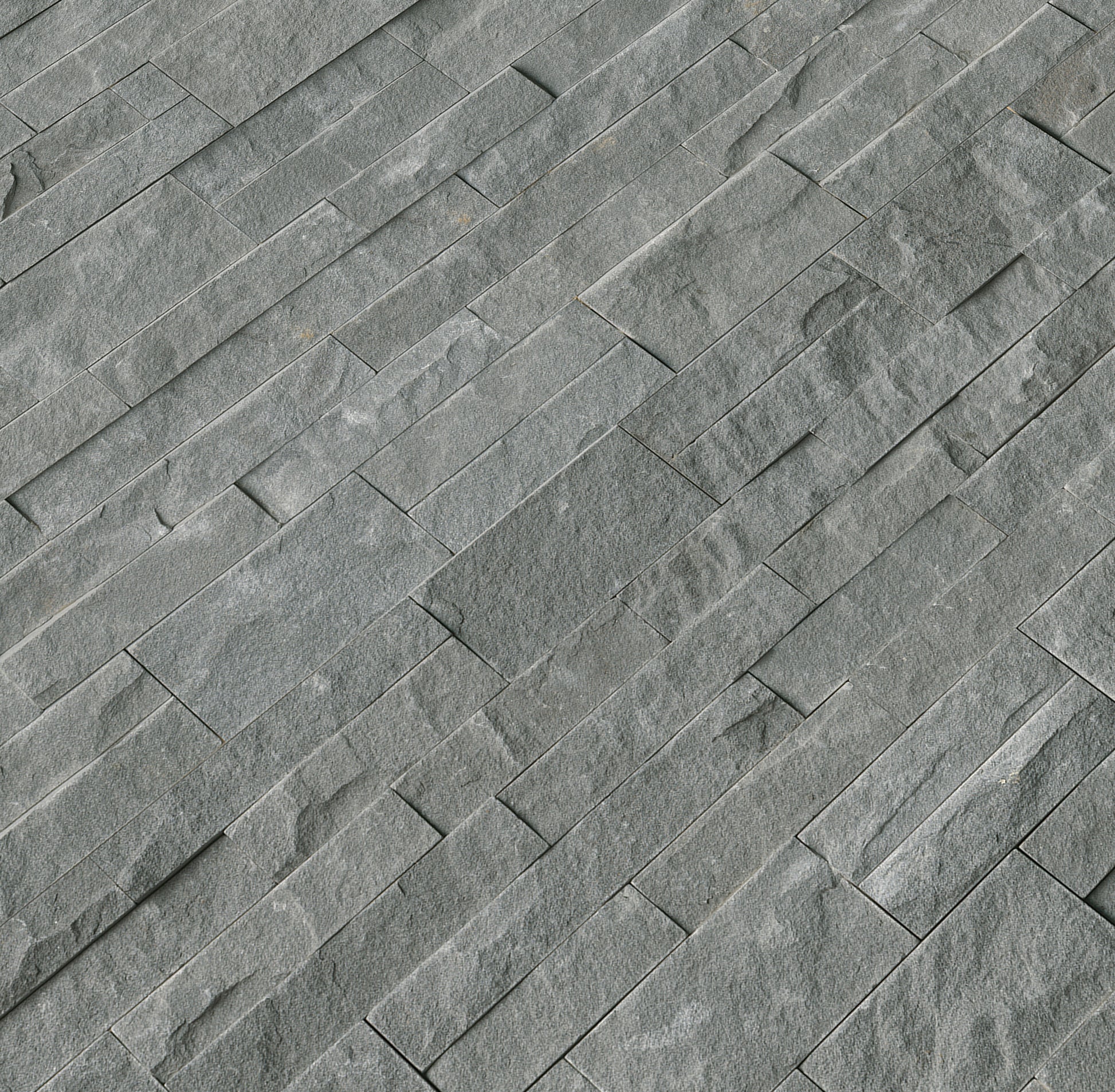 MOUNTAIN BLUESTONE 6x24 PANEL