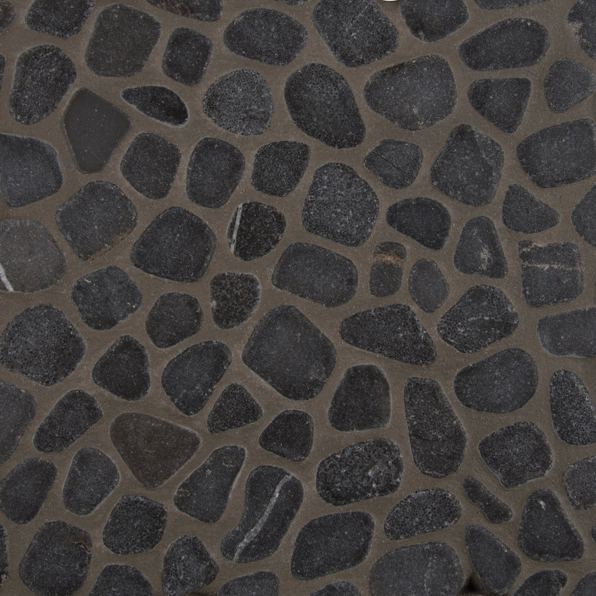 BLACK PEBBLES MESH BACKED