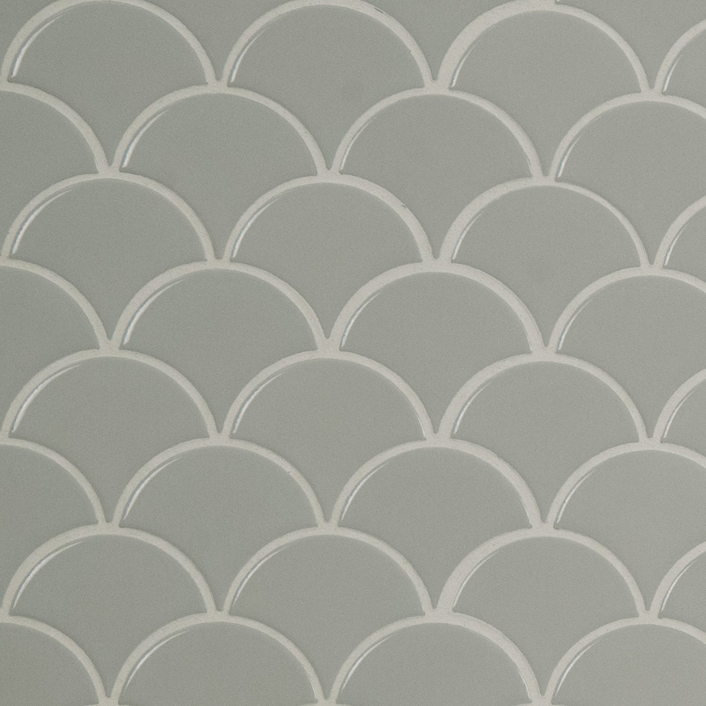 GRAY SCALLOP GLOSSY 6MM