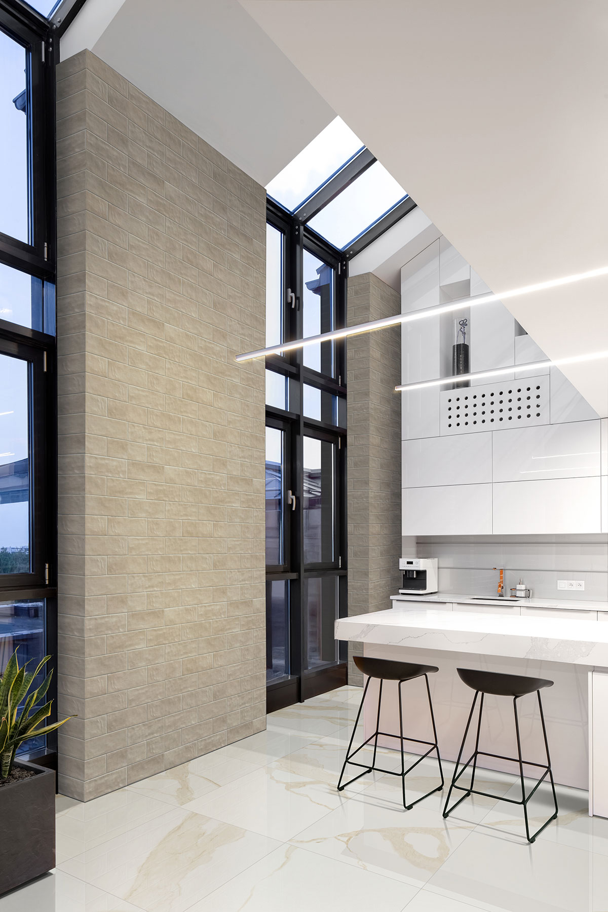Eden Calacatta 4X24 Bullnose MATTE - Image 2