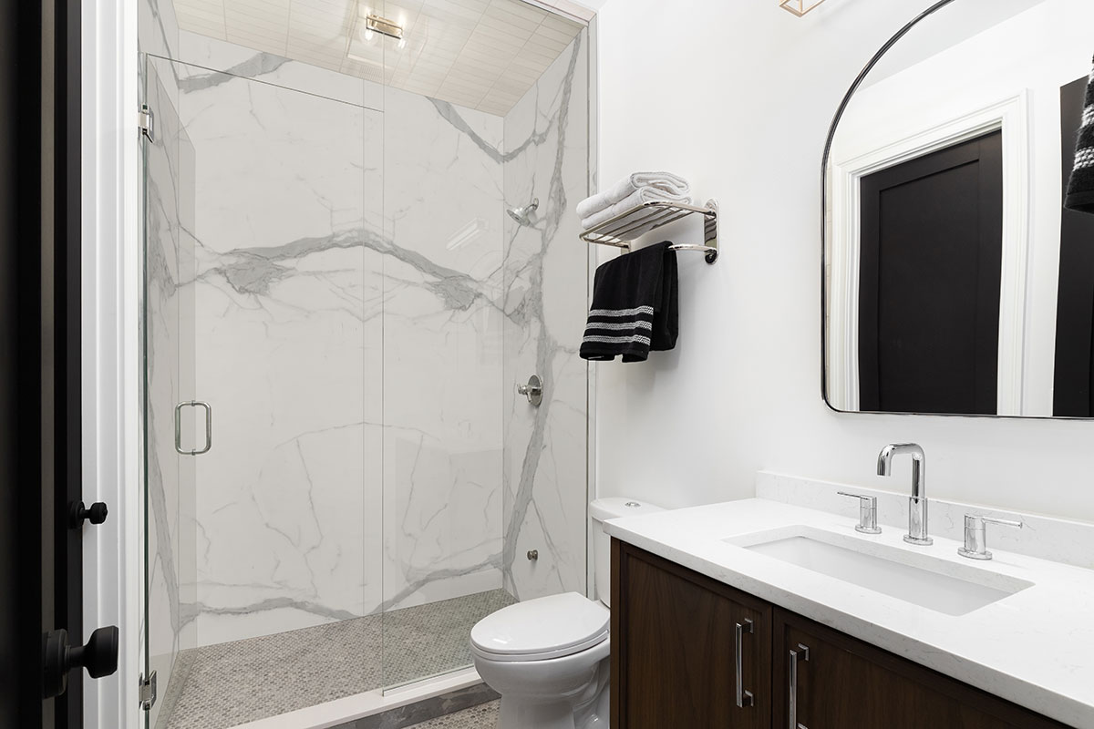 Montblanc Statuario Panels 32x72 POLISHED - Image 3
